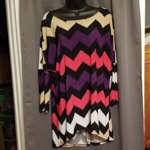 Moa USA hi- lo tunic‎ size approximately L/…
